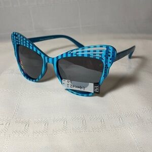 *5 for $25* NWOT Kids FGX International Fashion Sunglasses Blue Cat Eye